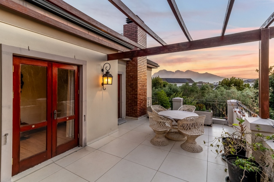 5 Bedroom Property for Sale in Val De Vie Estate Western Cape